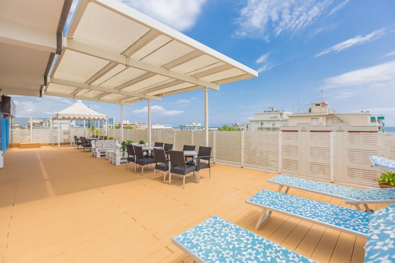Hotel Bagli Rimini Kültér fotó