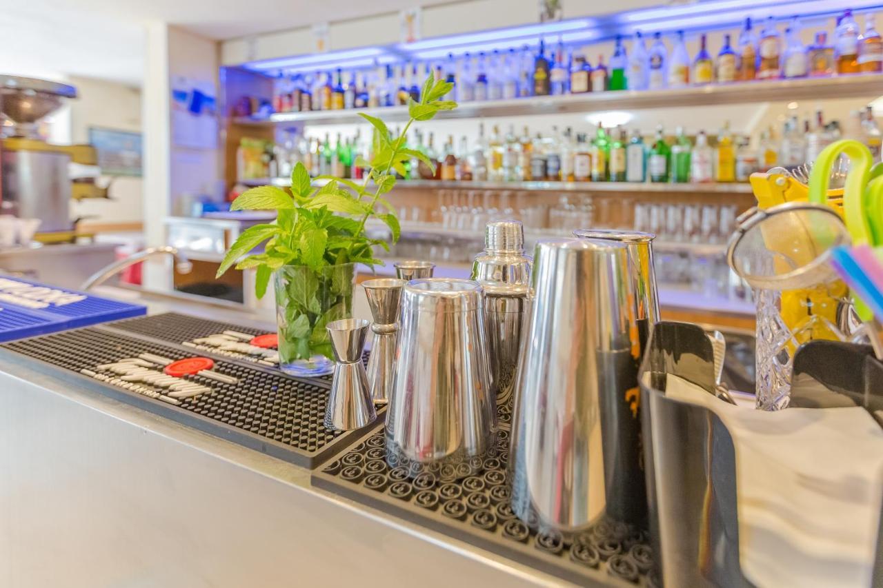 Hotel Bagli Rimini Kültér fotó