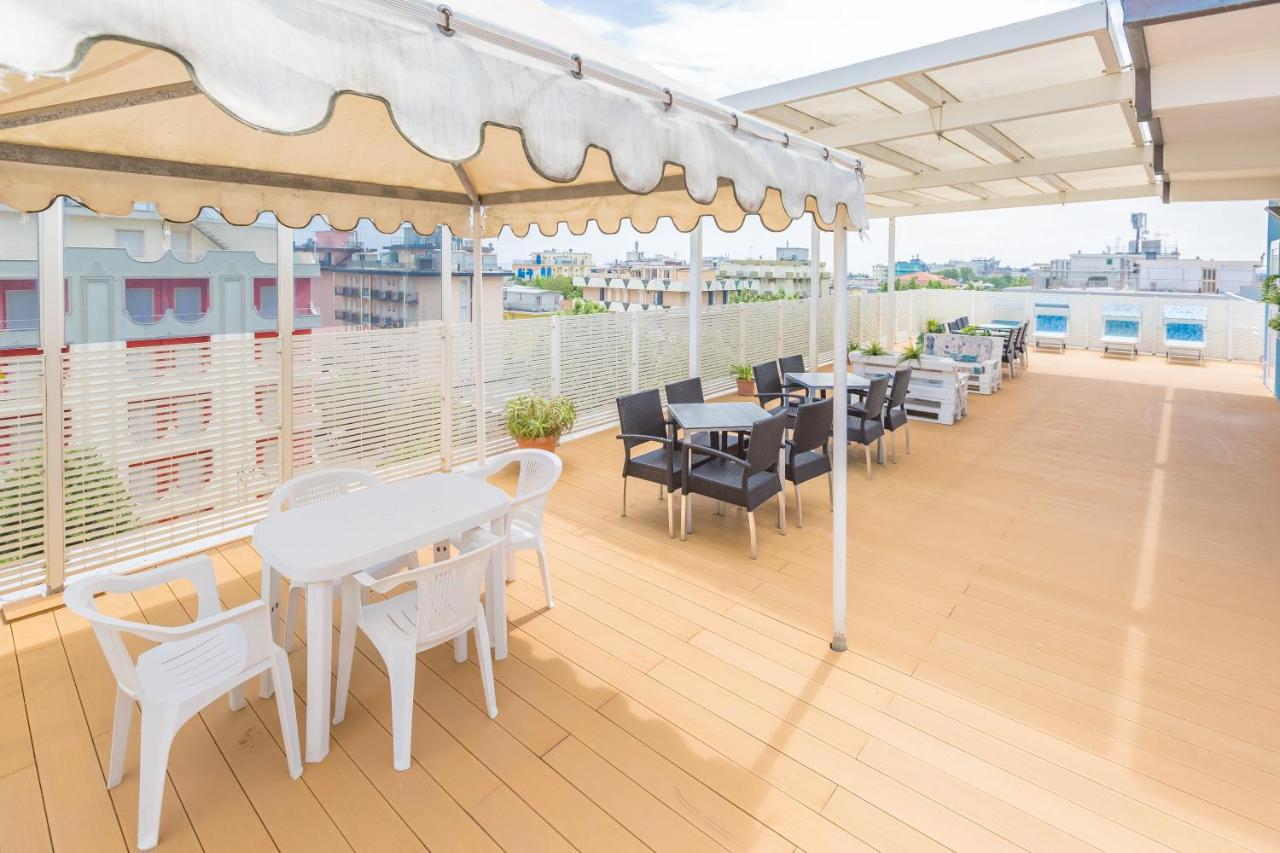 Hotel Bagli Rimini Kültér fotó