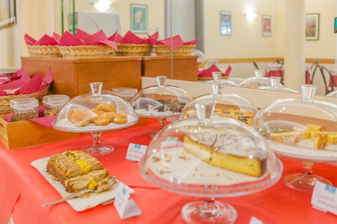 Hotel Bagli Rimini Kültér fotó