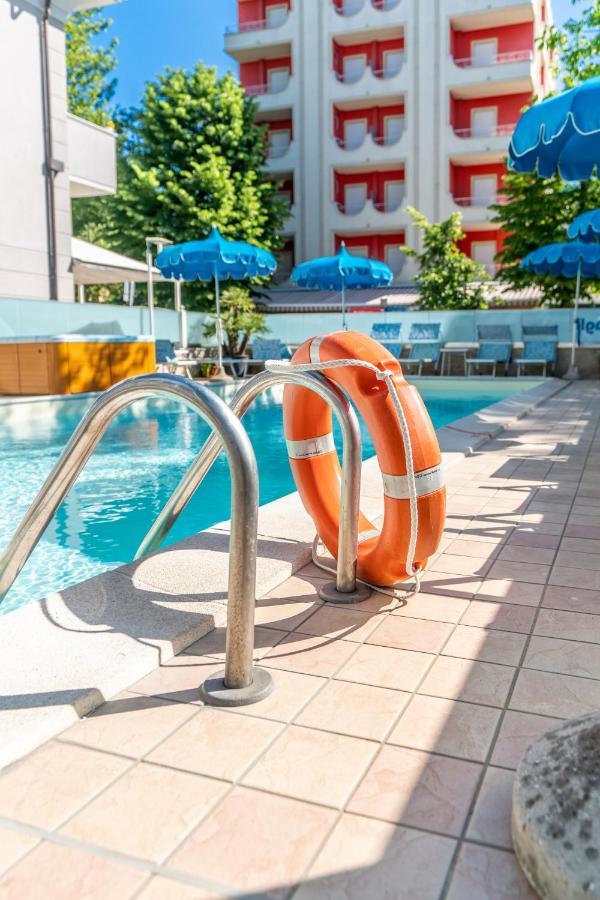 Hotel Bagli Rimini Kültér fotó