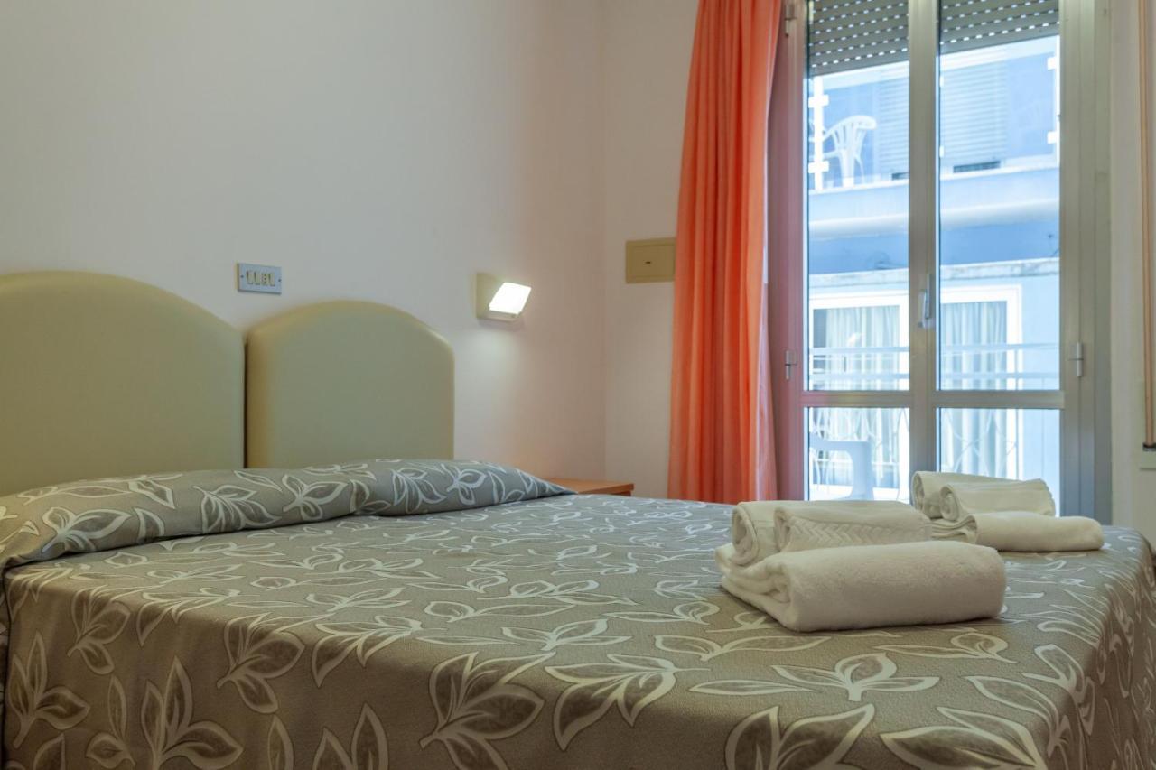 Hotel Bagli Rimini Kültér fotó